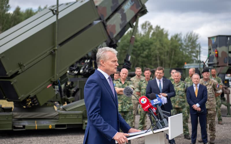 Nausėda: mes taip pat pagal galimybes prisidedame, kad Ukrainos dangus būtų saugesnis