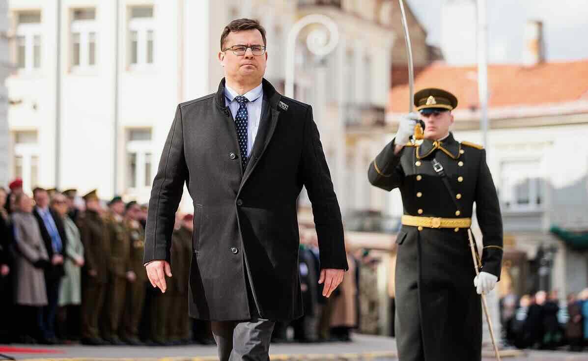 Nuraminimas: nereikia bijoti, jei pritrūks pinigų – atgrasymui skolinsimės, kiek galėsime