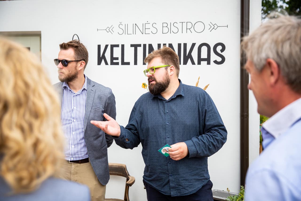 Pučiamu pedofilijos „skandalu“ bandoma sumenkinti karą Ukrainoje