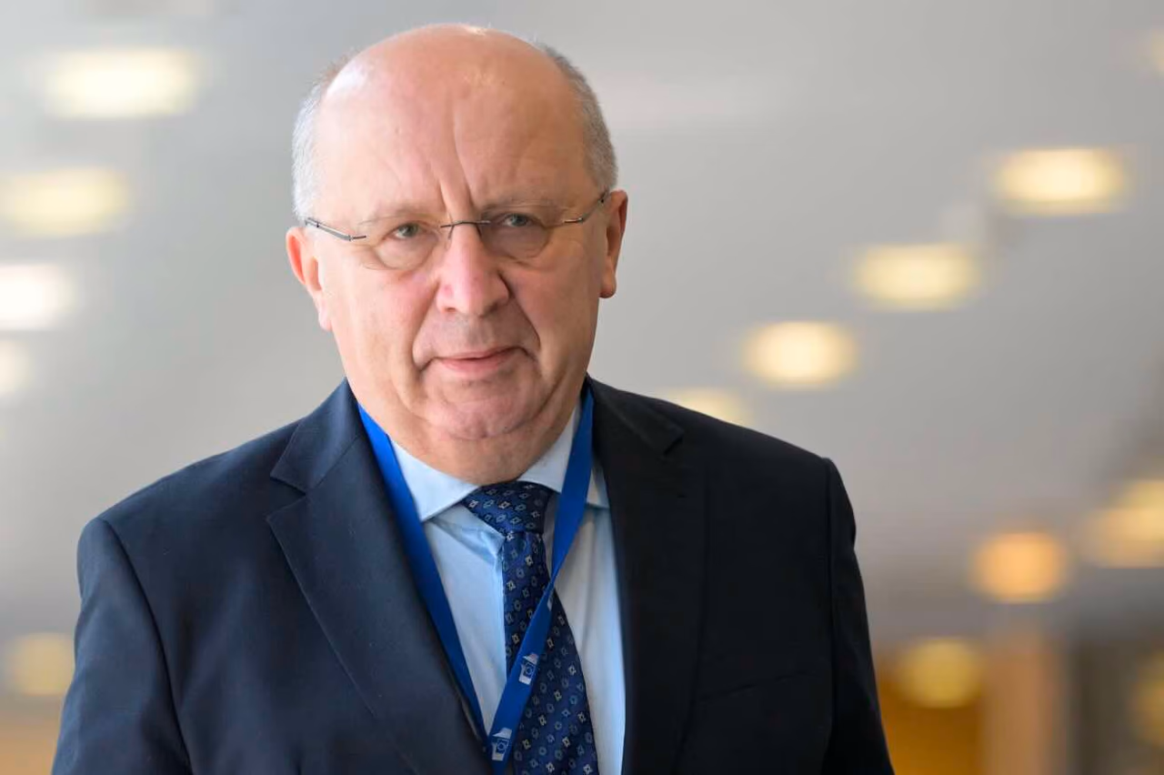 Kubilius perspėjo, kad „mūsų žmonių protus“ dar nesame pakankamai pasiruošę apginti