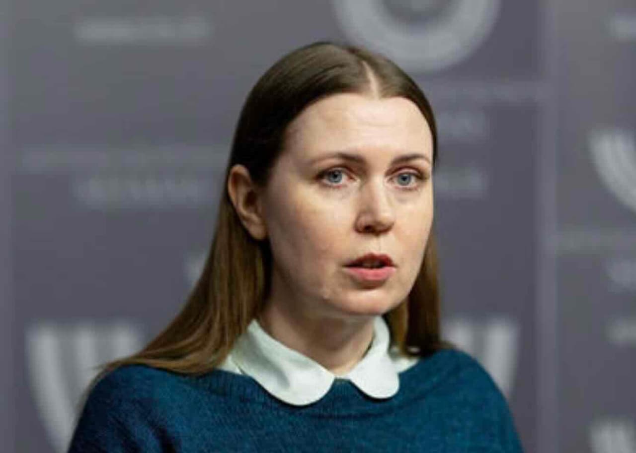 Šakalienė nuogąstauja, esą reikės keisti Konstituciją dėl branduolinio ginklo