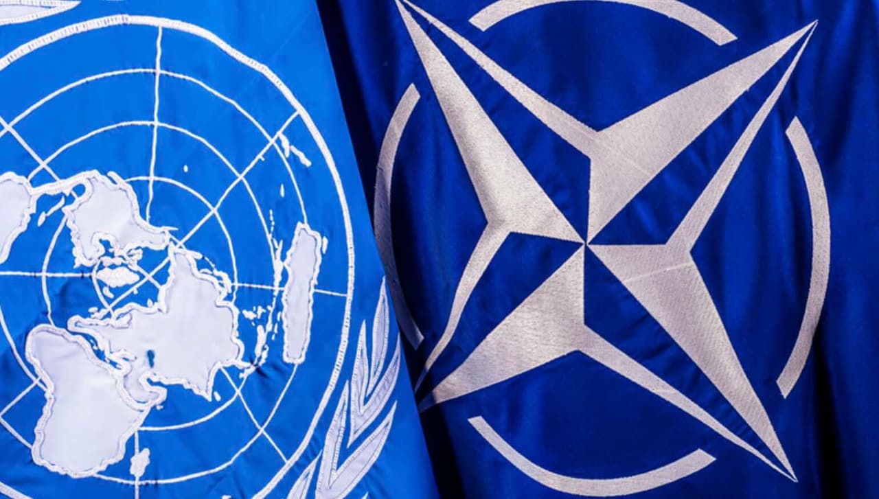 JAV svarsto nutraukti finansavimą NATO ir JT