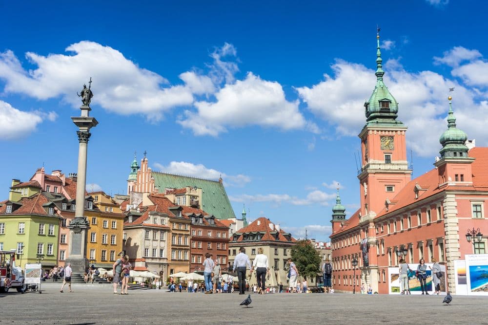 Nausėdienė su Nausėda dalyvaus istoriniame susitikime w Warszawie