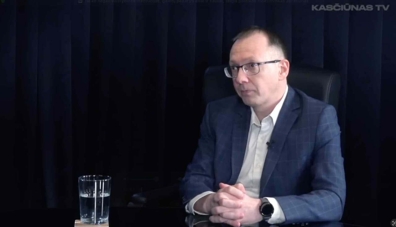 Tai ko negali valstybinės institucijos, galėtų padaryti elfai ir šauliai