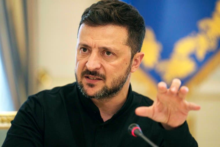 Zelenskis nurodė didinti spaudimą Rusijai ir liepė taikyti griežtesnes sankcijas