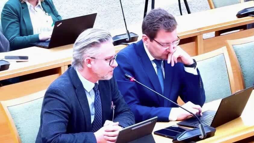 Verkiant reikia daug daugiau pinigų, jei norime spėti į traukinį ir įveikti priešo skleidžiamą dezinformaciją