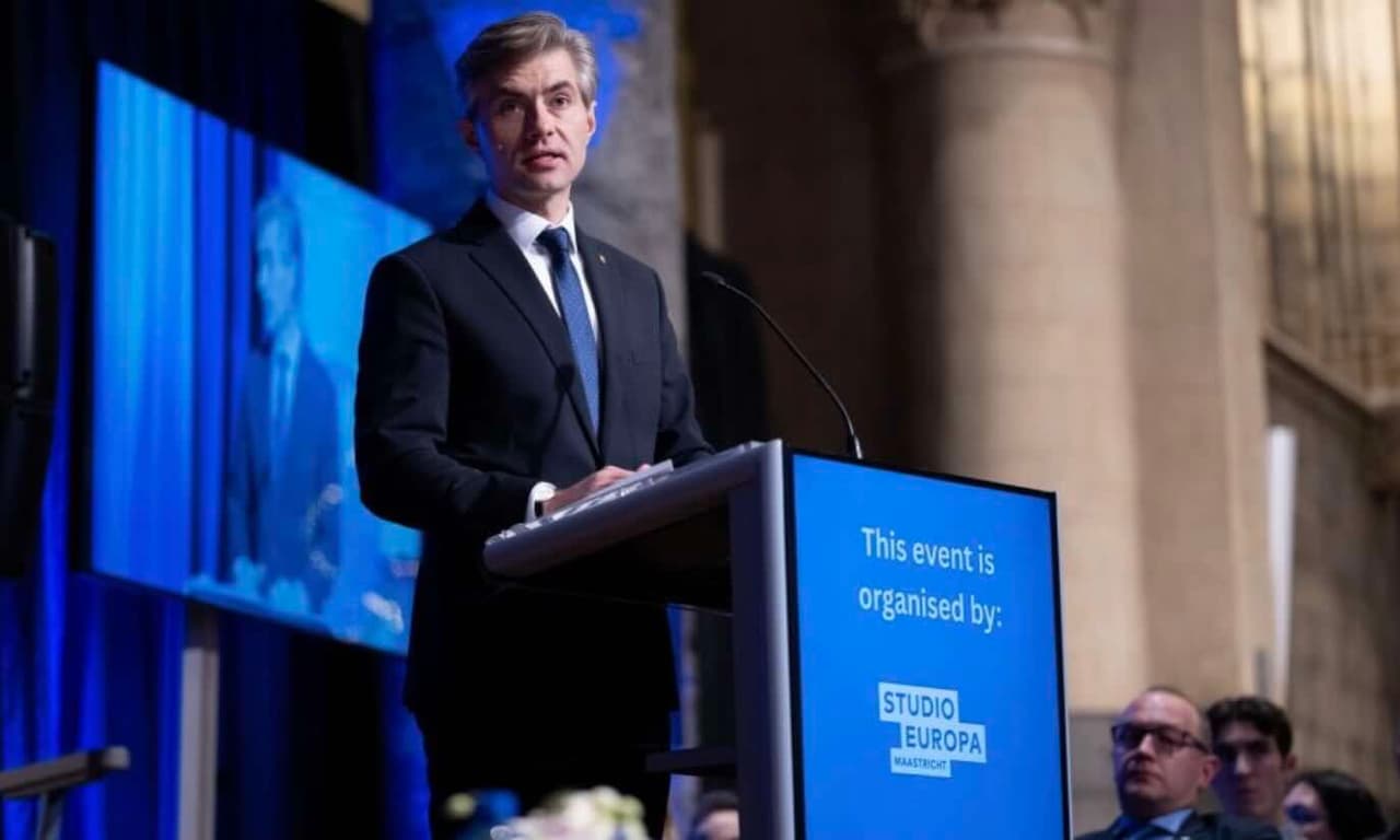 Nausėdos Budrys atskleidė, nuo ko prasideda stipri, saugi ir atspari Europa