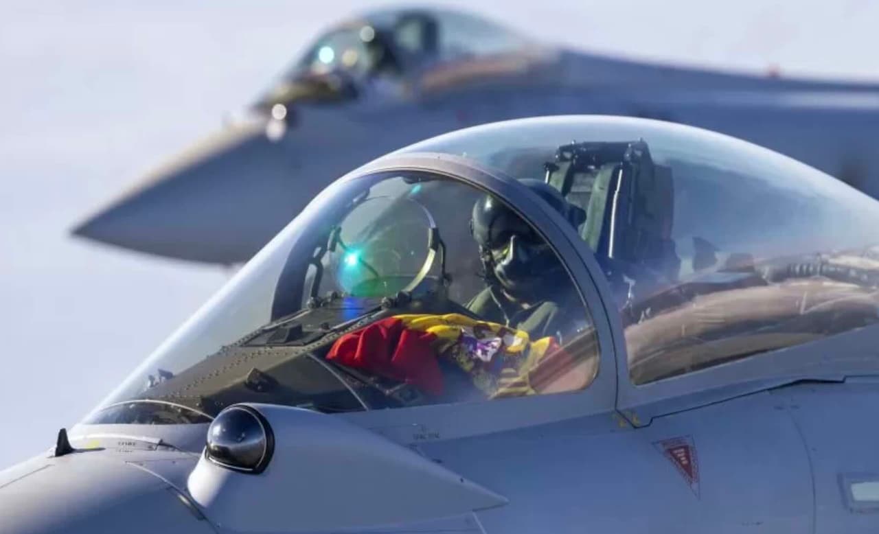 Ispanijos Karinių oro pajėgų naikintuvų Eurofighter Typhoon skrydžių treniruotė. Karolio Kavolėlio/ KAM nuotr.