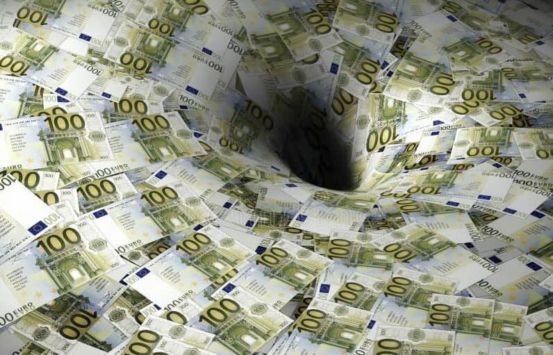 Lietuvoje suderintas metinis pinigų nuvertėjimas kovo mėnesį buvo vienas didžiausių Europos Sąjungoje