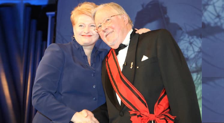 Politiniai bendraminčiai prezidentė Dalia Grybauskaitė ir Vytautas Landsbergis su visa konservatorių partija turėjo labai aiškią poziciją referendumo klausimu.