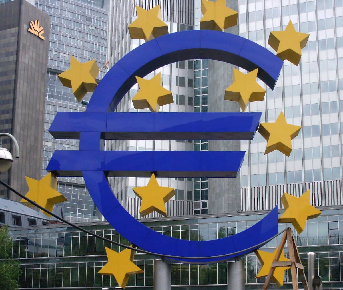 Kaip Baltarusijos režimas naudojasi europiečių pinigais