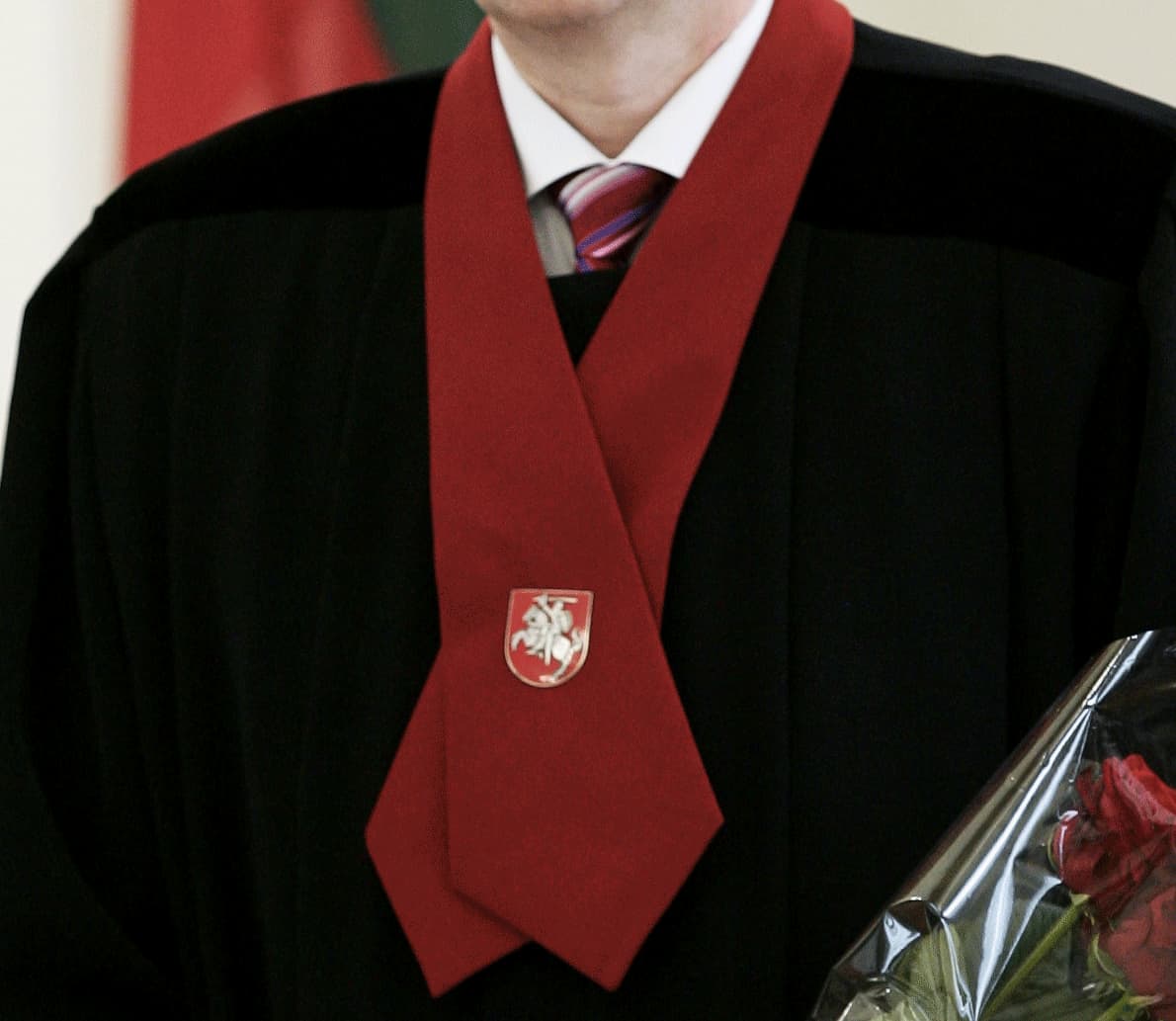 Generalinio prokuroro atleidimą nepritarus ataskaitai siūlo numatyti ir Prokuratūros įstatyme