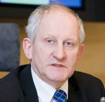 Kancleris J. Milerius: „Atlyginimas N. Venckienei kol kas pervedamas nebus“