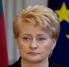 Kodėl prezidentė Dalia Grybauskaitė 2013 metais dar kartą pakeitė savo biografiją?