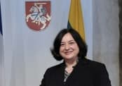 Darbą pradeda naujoji Užsienio reikalų ministerijos kanclerė J. Raguckienė