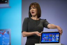 Julia Larson-Green, "Microsoft Windows" padalinio viceprezidentė ("Bloomberg.com" nuotrauka)