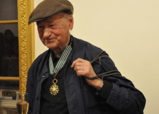 J. Mekas 2013 m. apdovanotas prancūzų „Ordre des Arts et des Lettres“