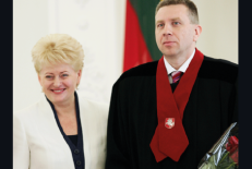 Prezidentė D. Grybauskaitė tikrai turi kuo didžiuotis: jos paskirtasis Generalinis prokuroras D. Valys šalies vadovės nenuvilia.