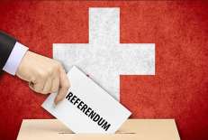 2014 m. vasario 9 d. Šveicarijoje įvyko trys referendumai, vieno jų rezultatas – šveicarai pasakė „ne” masinei imigracijai. Šiemet šioje šalyje referendumai dar planuojami gegužės 18, rugsėjo 28 ir lapkričio 30 dienomis. E.eu