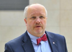 Krašto apsaugos ministras J. Olekas