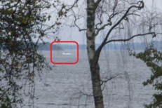 Švedijos kariuomenės nuotr. kurią paskelbė portalas „15min.lt“. Raudonai pažymėta vieta, kur buvo apsistojęs mažos klasės Rusijos povandeninis laivas „Triton-NN“.