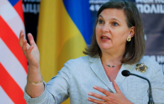 „Dabar mes turime daug patogesnę galimybę spręsti Ukrainos reikalus ir su Rusija, – pareiškė V. Nuland. – JAV tikslas – palaikyti „Minsko-2“ sprendimų realizaciją.“