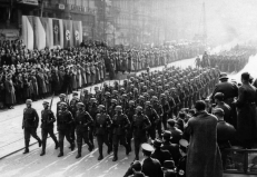 Vokiečių karinis paradas Prahos Vaclovo aikštėje 1939 m. kovo 19 d.