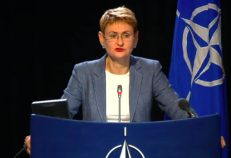 Oana Lungescu. Nuotr. nato.int