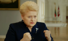 Kadras iš valstybinio transliuotojo dokumentinio filmo apie prezidentės Dalios Grybauskaitės gyvenimo kelią ir jos kovą už Lietuvos Nepriklausomybę.